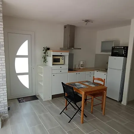 Maisonnette Independante Montroy